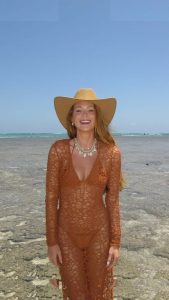 Marina Ruy Barbosa - Image 137
