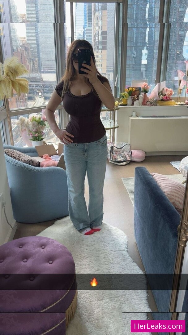 Sara Dobrik - Image 191